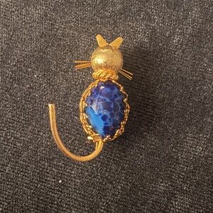 Elegant Gold and Blue Cat Brooch